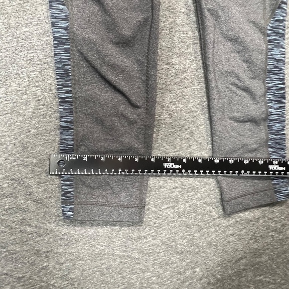 Athleta Charcoal Splits Revelation Capri Legging Contrasting Panels Size Small - Picture 12 of 15